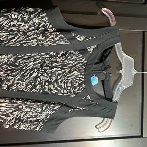 Banana republic print dress lined
